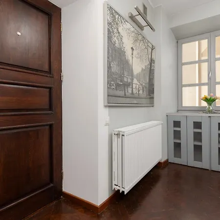 Apartment Cozy Studio Old Town Piwna By Renters Warsaw
